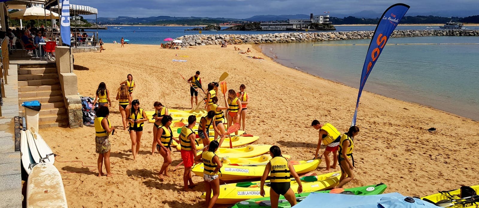 Alquiler de piragua en la playa de la Magdalena