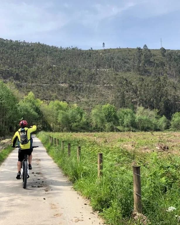 Rutas guiadas en e-bike: Iniciación y familiares