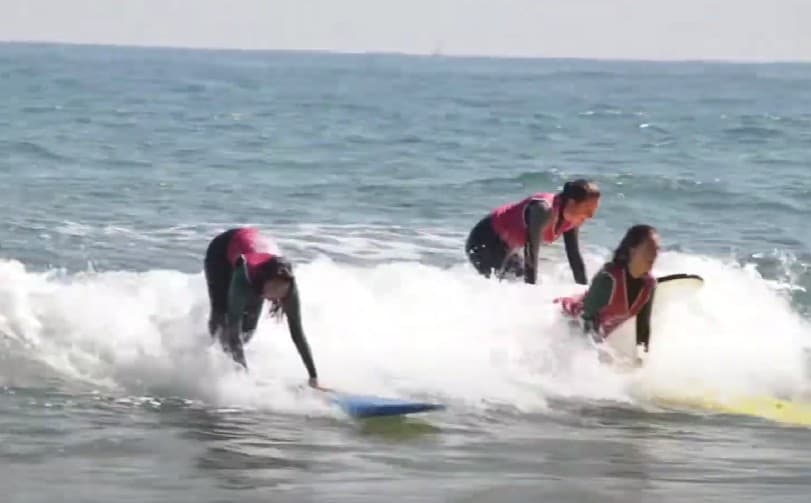 Clases de surf en Zarautz para perfeccionamiento: Afina tu técnica con profesionales