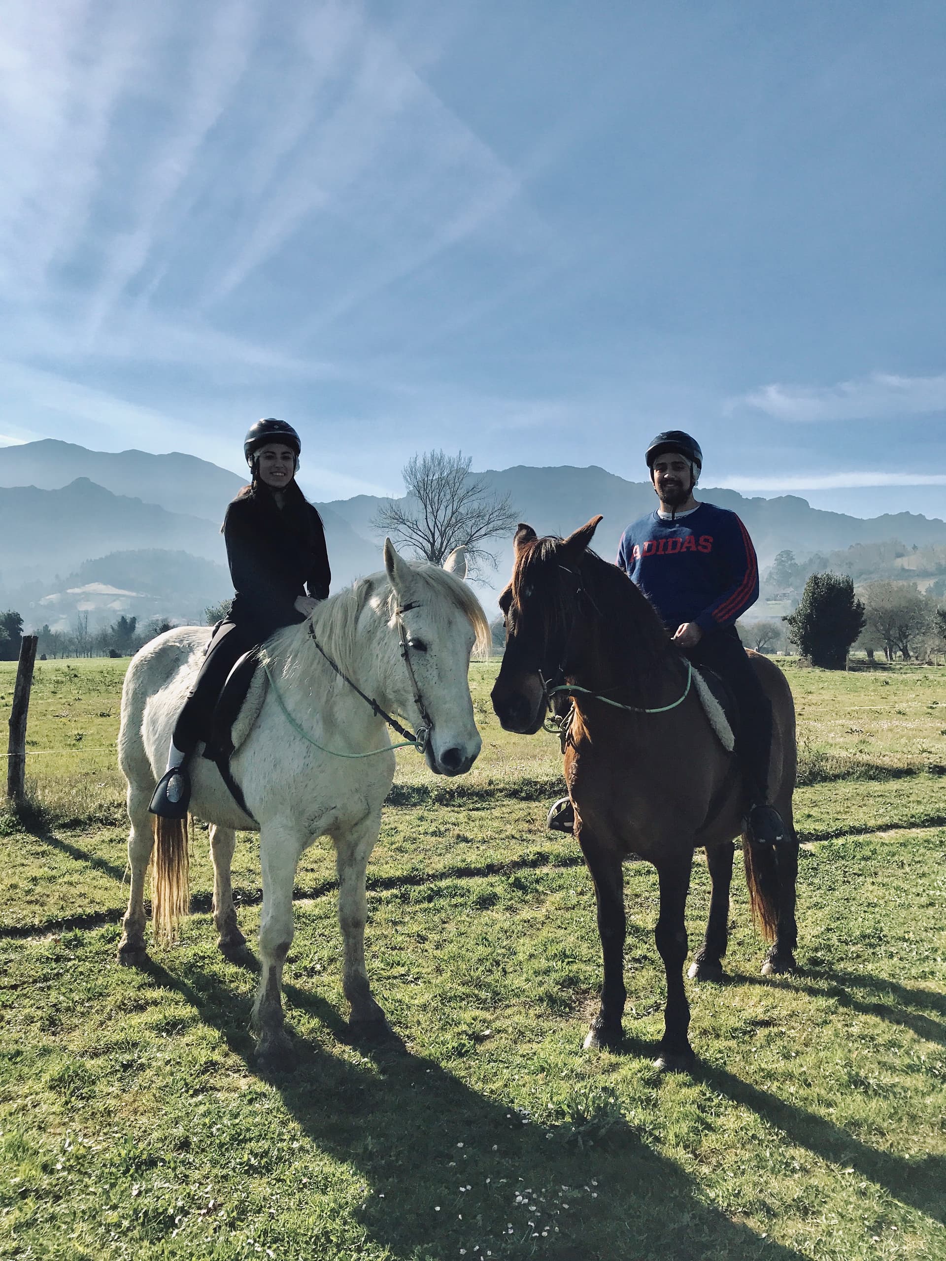 Ruta a caballo en Asturias al encantador pueblo de El Alisal