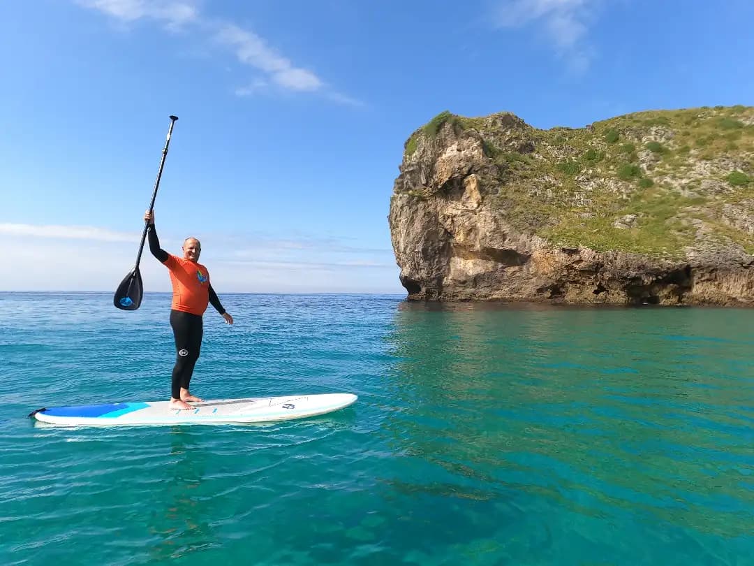 Atrévete a domar tus primeras olas en la costa asturiana