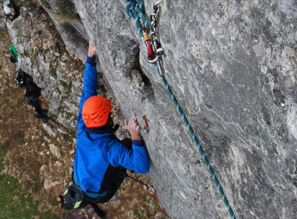 Escalada en el Santuario de Oro: Vive la mejor experiencia de escalada en Euskadi