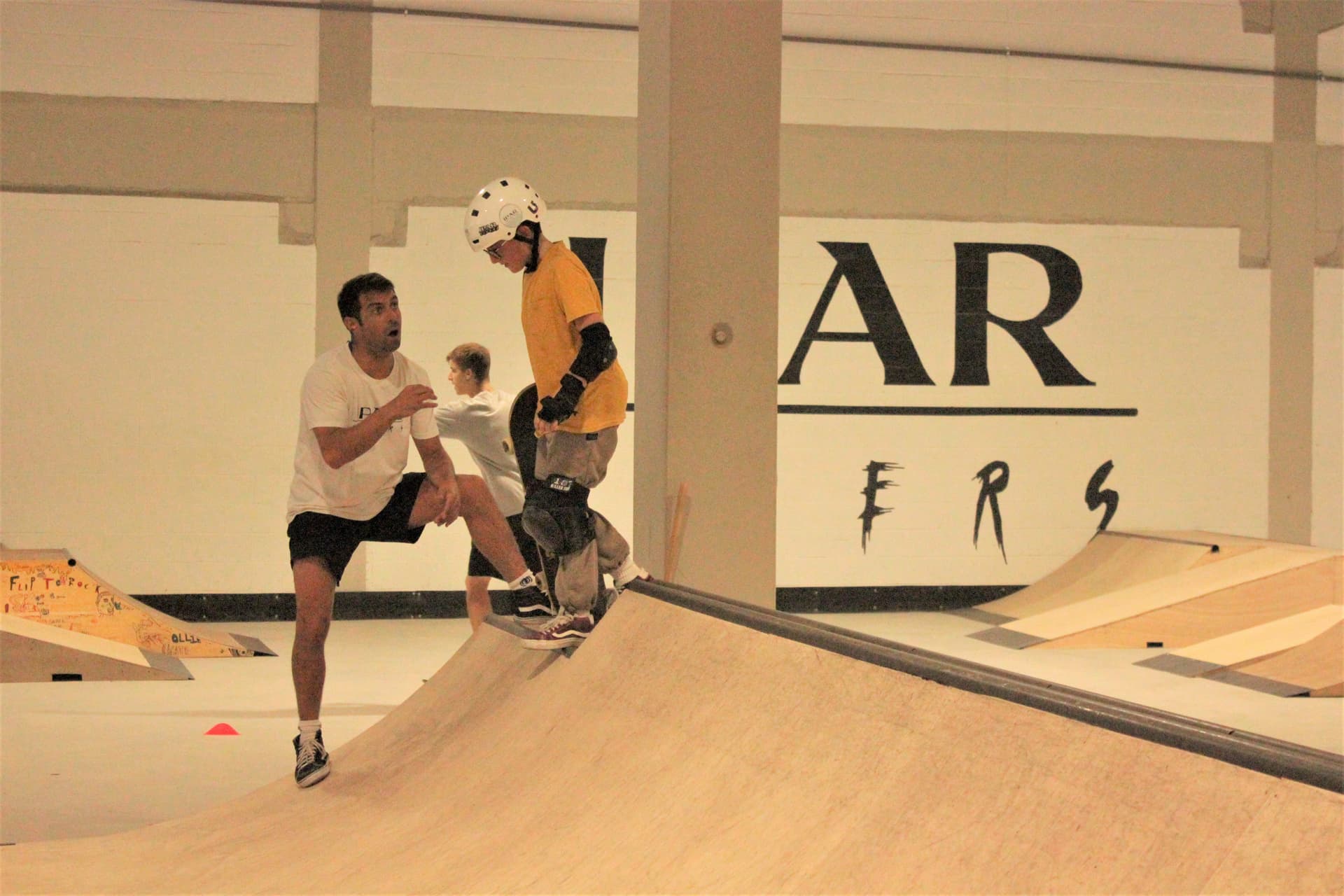 Celebra tu cumpleaños en un Skatepark: Fiesta de skate en Eibar