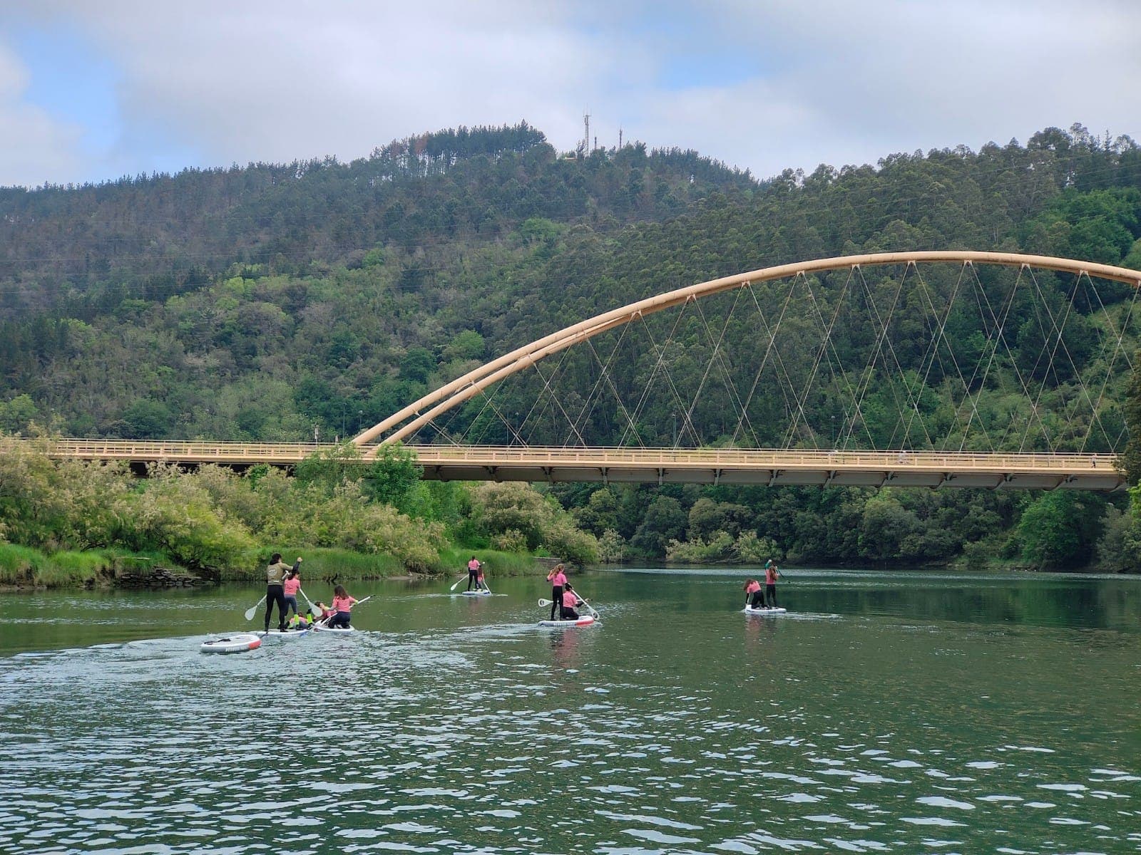 Ruta por el Flysch de Zumaia desde el mar: Excursión en paddle surf